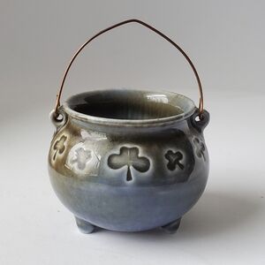 Vintage Wade Irish Porcelain Blue Green Glaze Mini Cauldron Shamrock ☘️ EUC